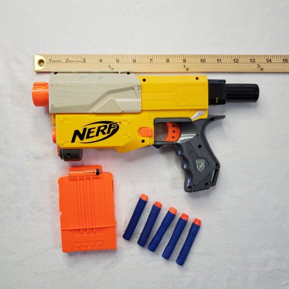 NERF Recon CS-6 Blaster Gun Includes 5 Darts - Picture 2 of 4
